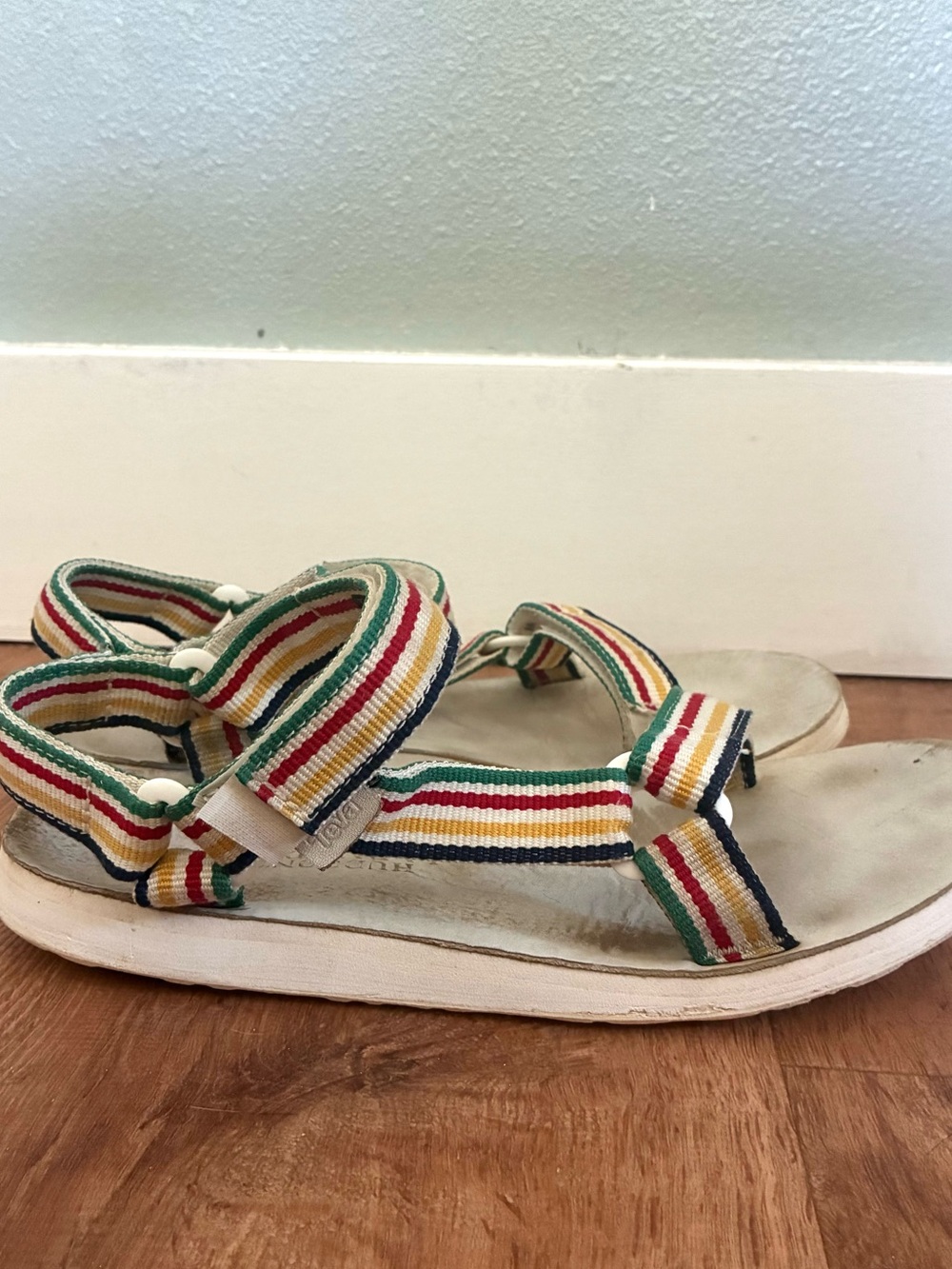Hudson's Bay HBC Women Multi-Stripe Teva Original Universal Sandal Women’s 9 - Picture 5 of 8